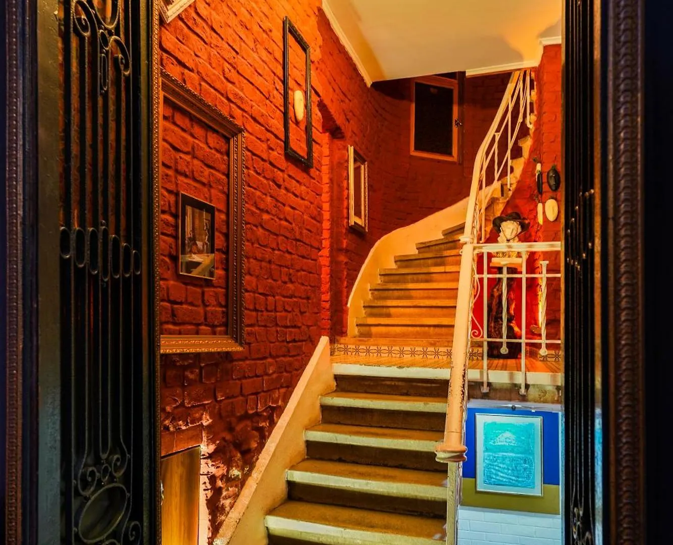 St Moscow Taksim By Emmy Hotell Istanbul